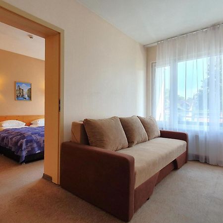 Good Stay Eiropa Hotel Economy Jūrkalne Buitenkant foto