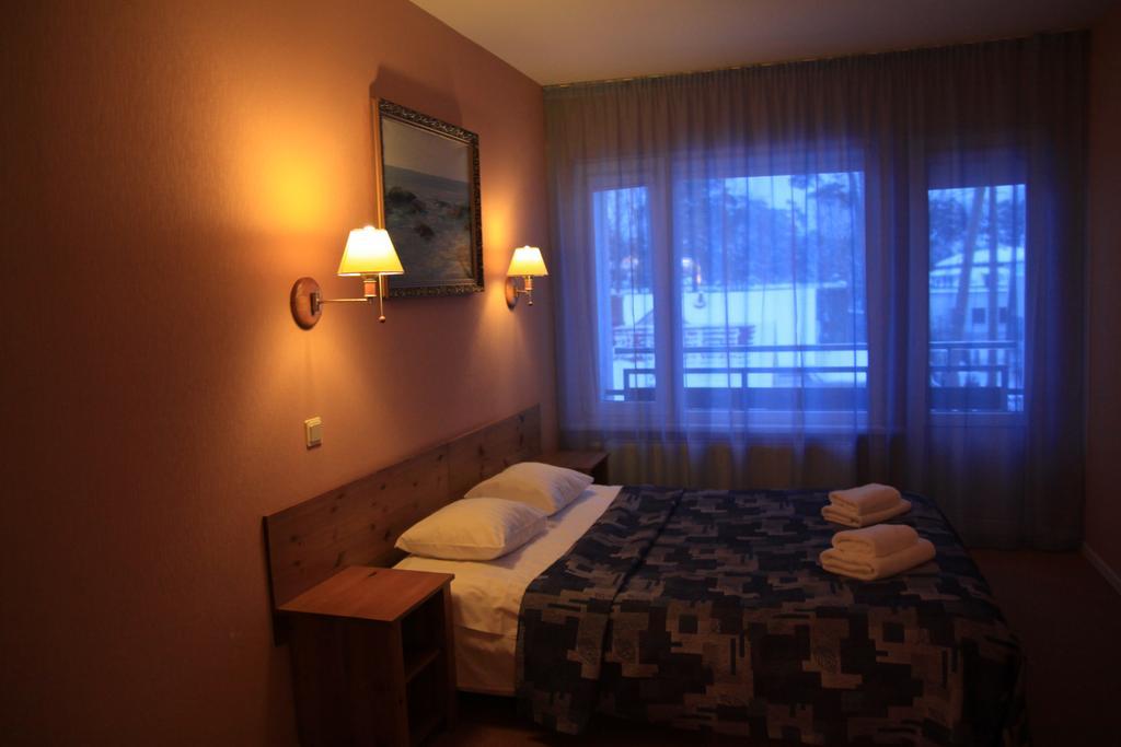 Good Stay Eiropa Hotel Economy Jūrkalne Kamer foto