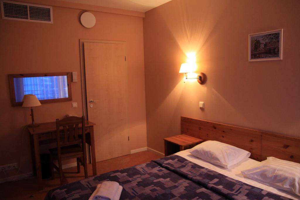 Good Stay Eiropa Hotel Economy Jūrkalne Kamer foto