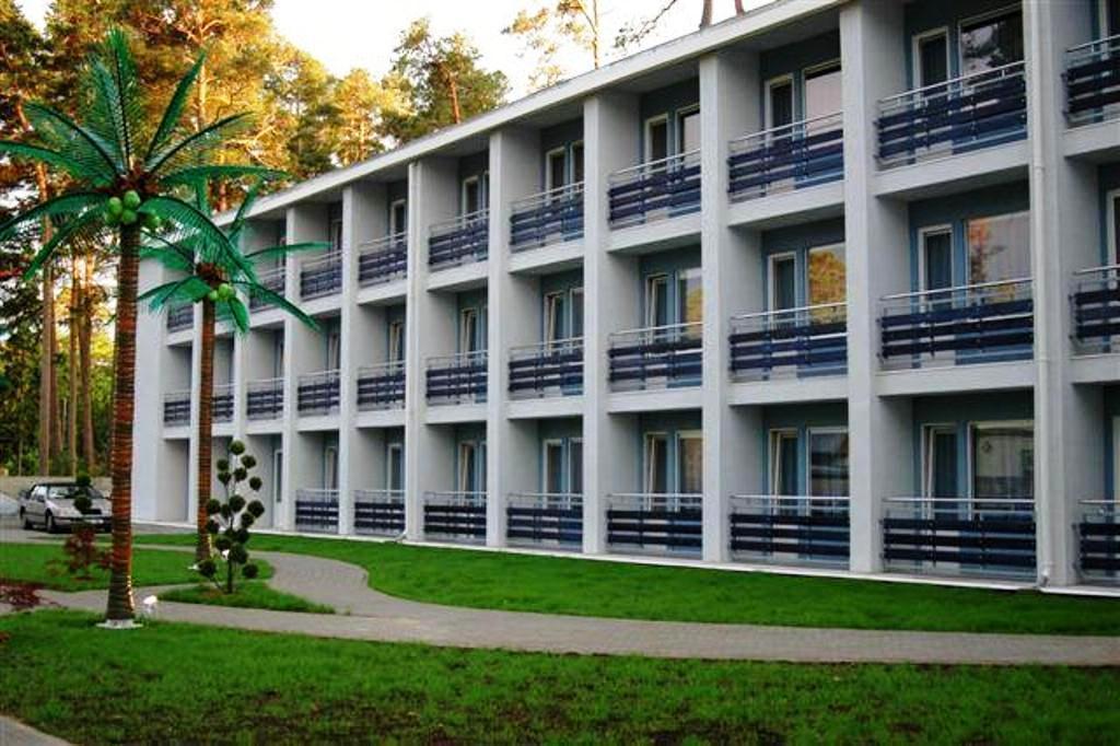 Good Stay Eiropa Hotel Economy Jūrkalne Buitenkant foto